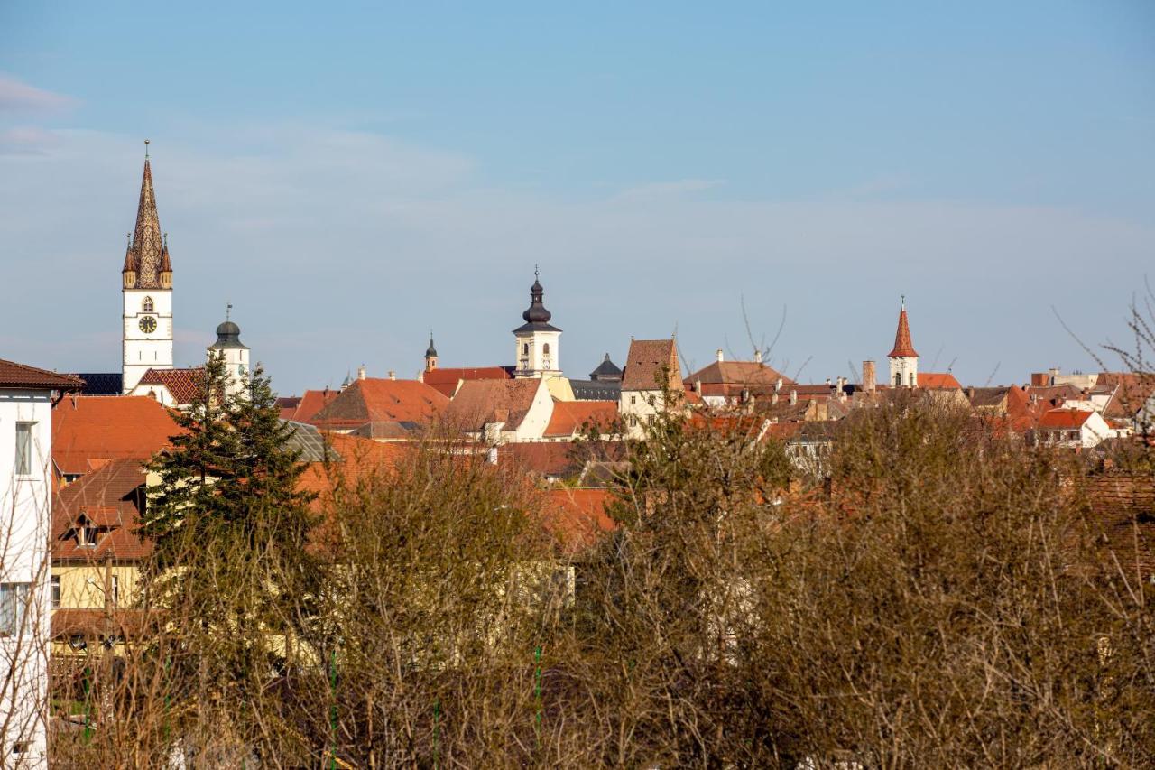 The Views Lägenhet Sibiu Exteriör bild